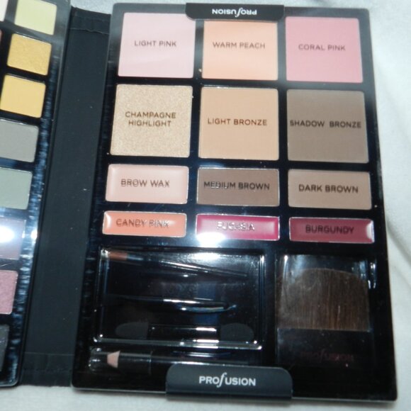 PROFUSION COSMETICS Face 41 pc Full Face Palette Beauty set📦🏃🏻💨⚡🚚 - Picture 5 of 16